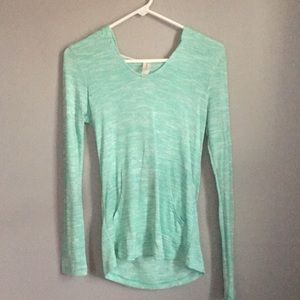 Blue/green sweatshirt